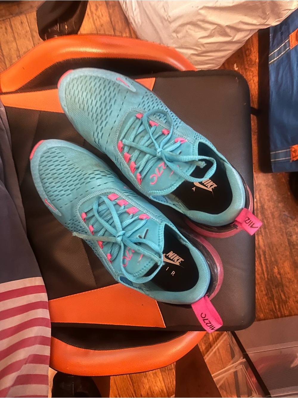 Nike Women's Teal and Pink Air Max 270 Running Shoes